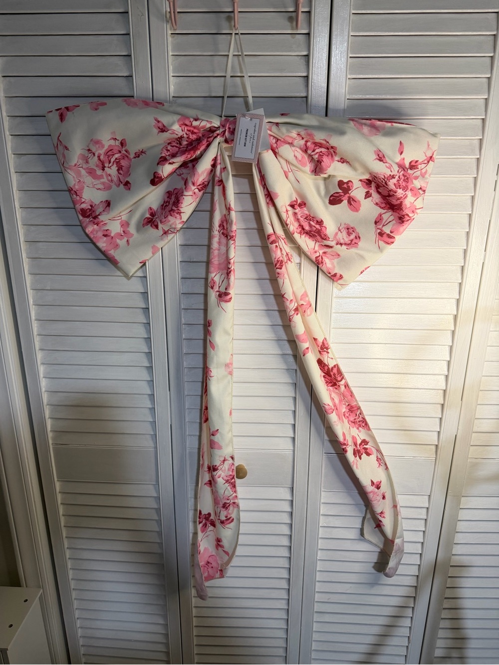 cupcakes & cashmere Cream Bow Wall Accent with Pink Floral Print